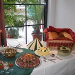 Buergerhaus Hotel *
